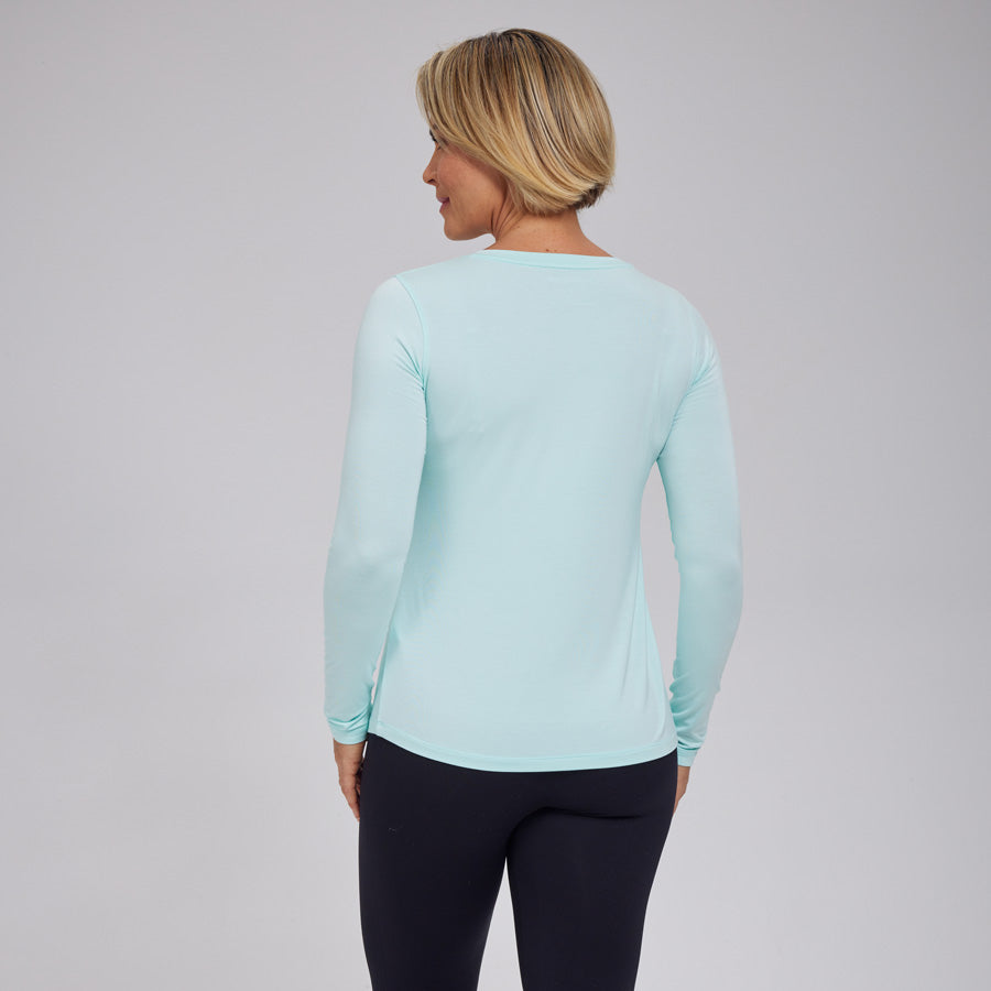 Womens Everyday Long Sleeve V-Neck Tee