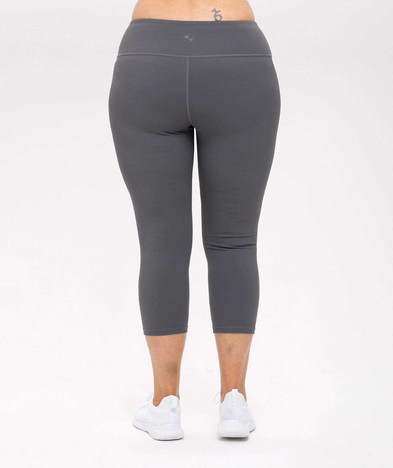 Surge 21" Crop Leggings UPF50+
