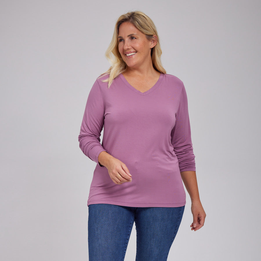 Womens Everyday Long Sleeve V-Neck Tee
