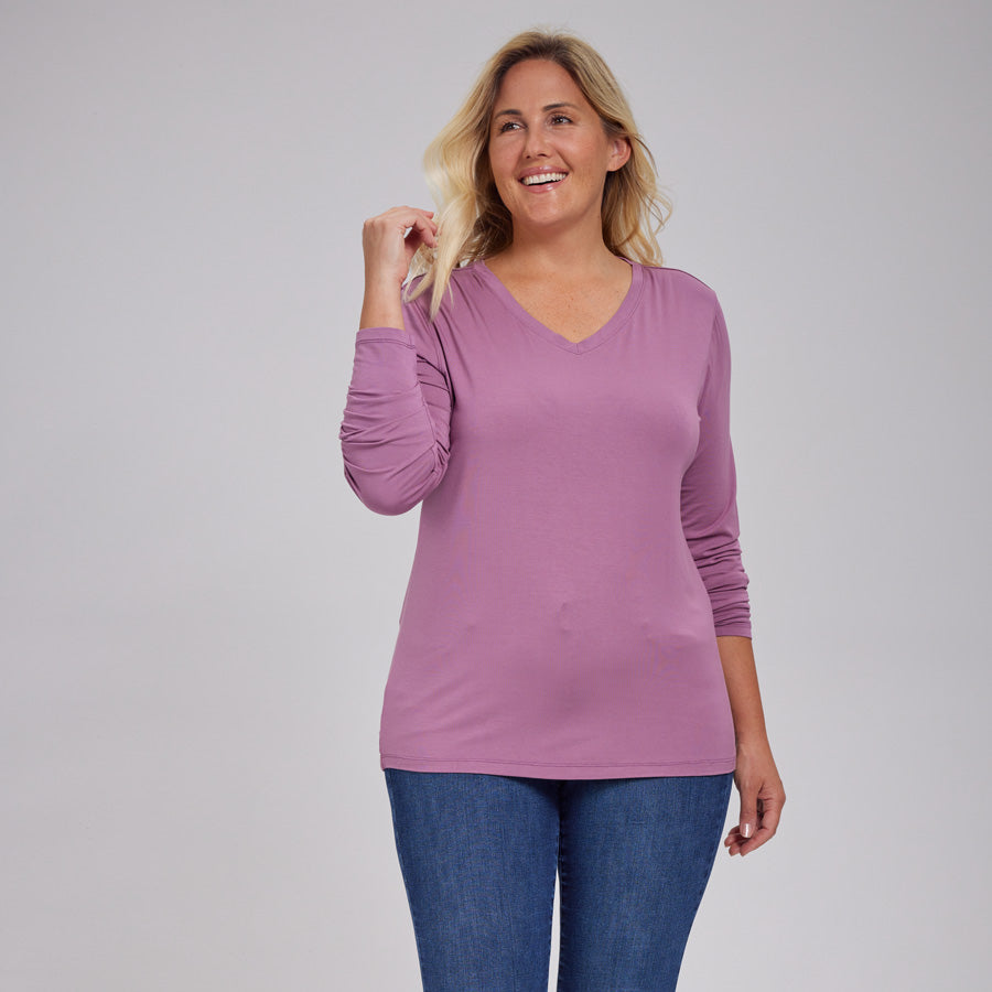Womens Everyday Long Sleeve V-Neck Tee