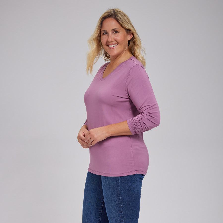 Womens Everyday Long Sleeve V-Neck Tee